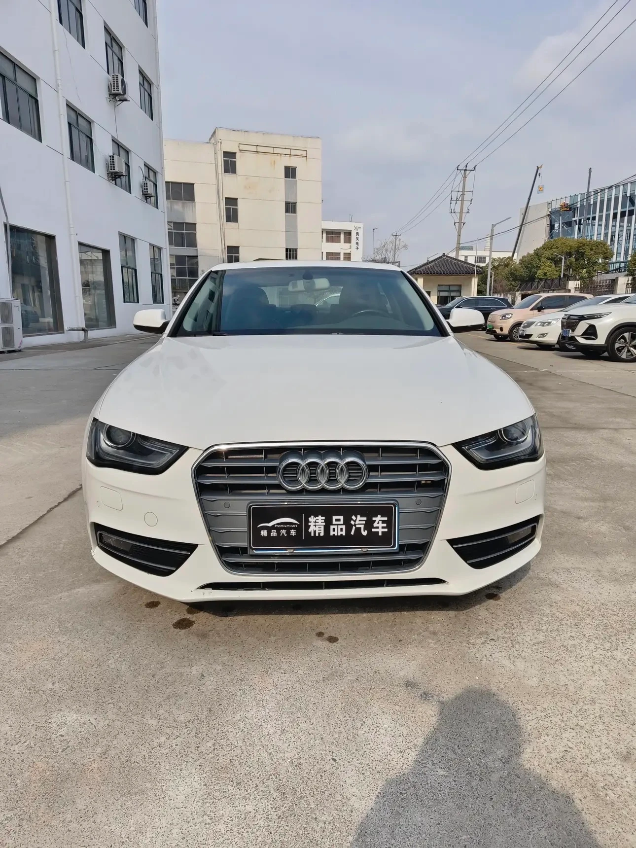 Audi A4L 40 TFSI  - exterior