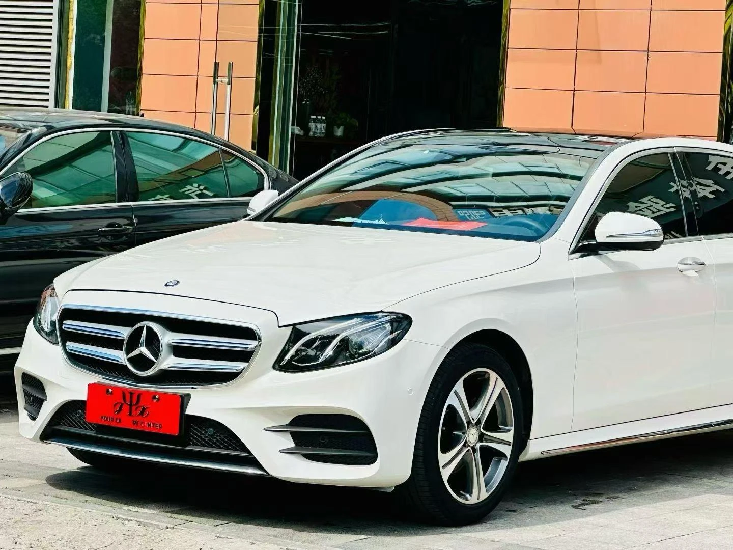 Mercedes-Benz E200L Sport Edition