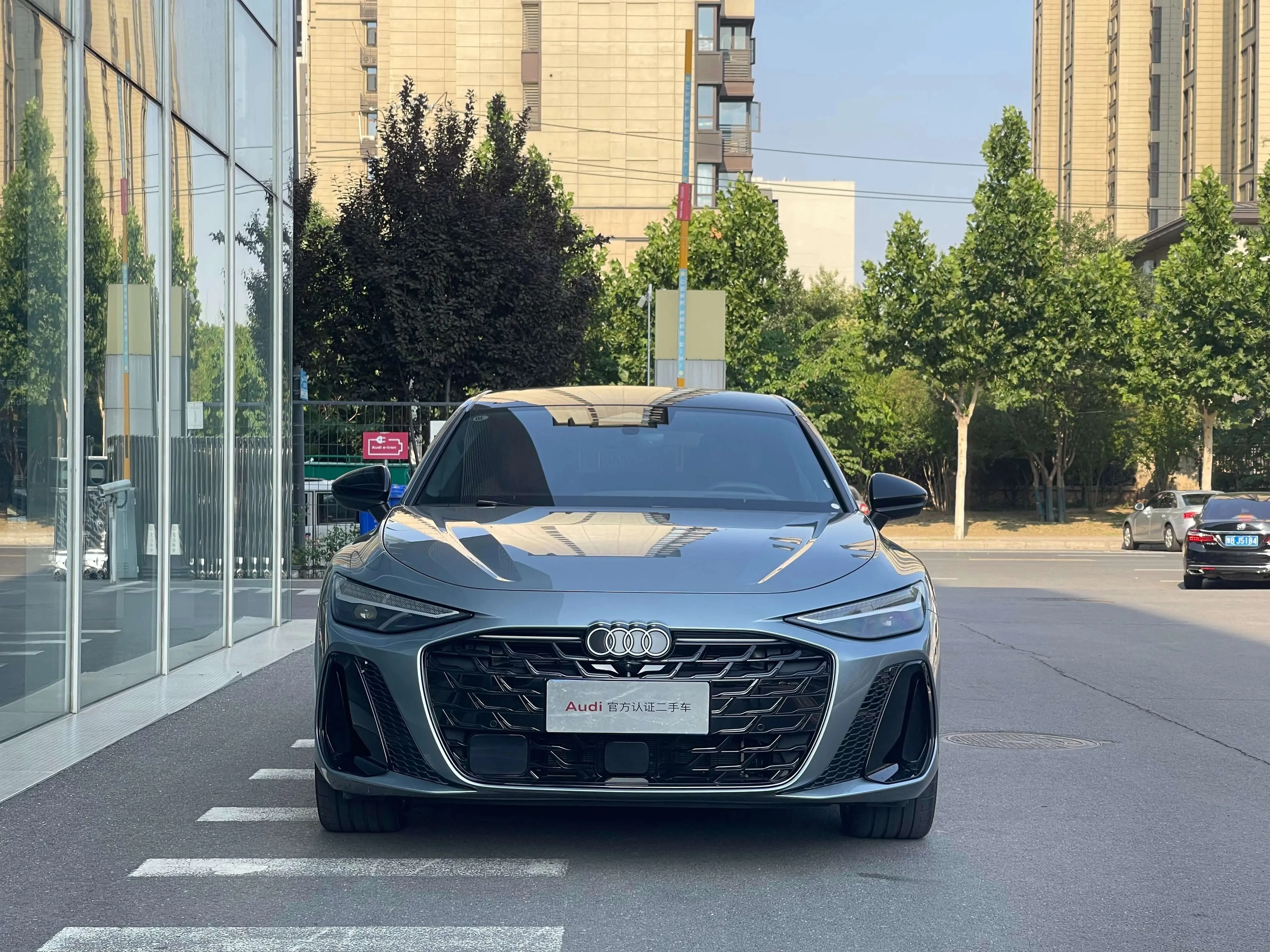 Audi A6L Premium - exterior