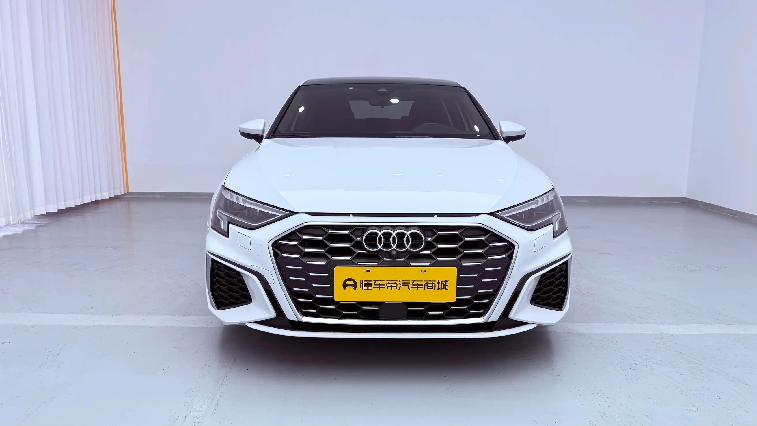 Audi A3 35 TFSI Fashion Progressive Trim - exterior