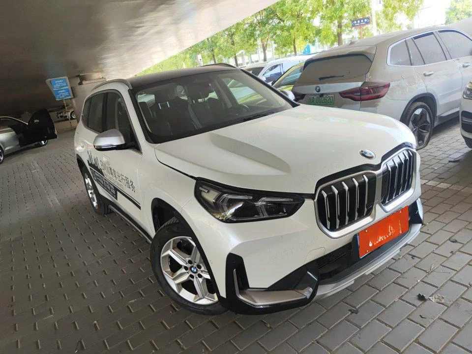 BMW X1 sDrive20Li X Design Package