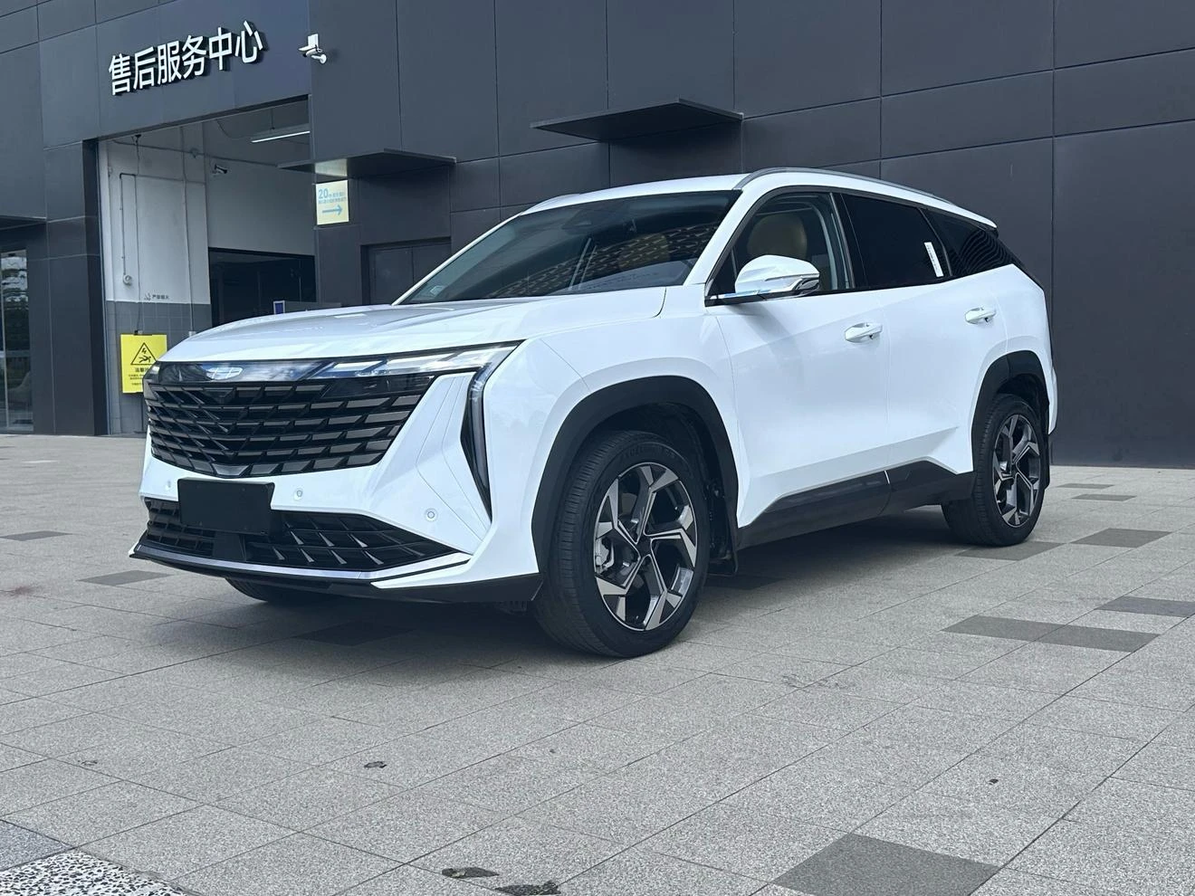 Geely Boyue L 1.5TD DCT Premium