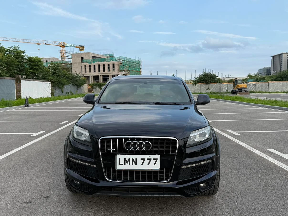 Audi Q7 3.0 TFSI Exclusive - exterior