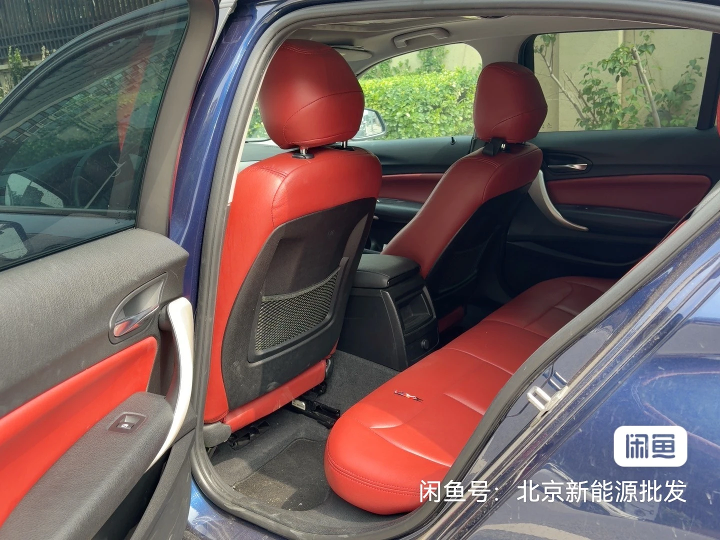 BMW 118i - interior