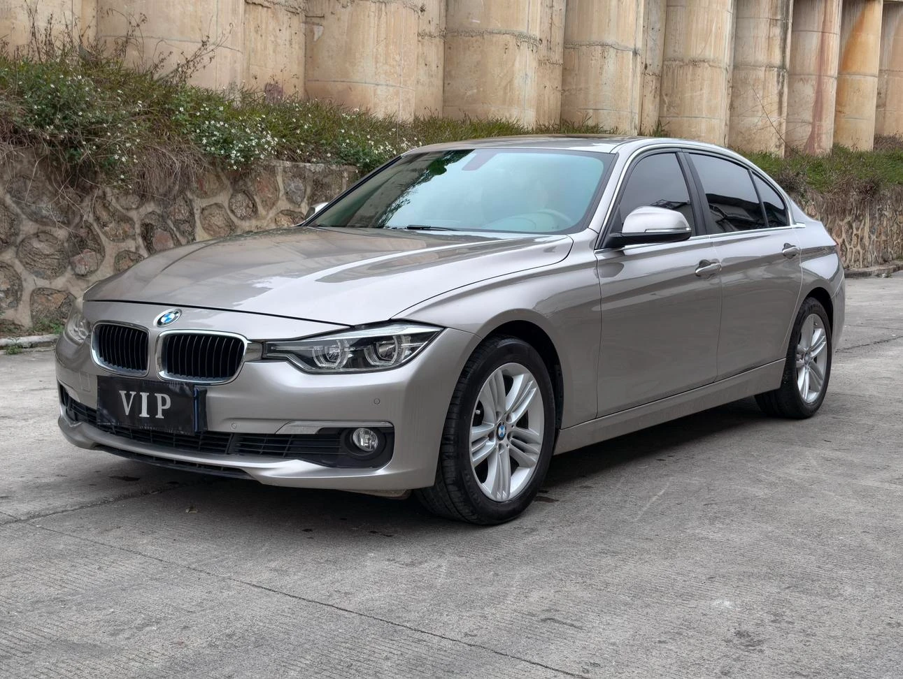 BMW 320Li 