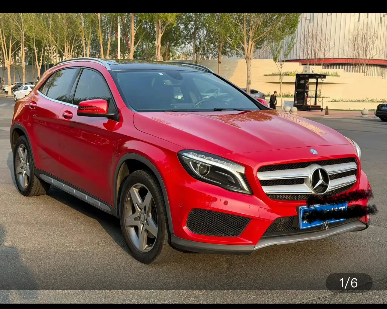 Mercedes-Benz GLA260 4MATIC - exterior