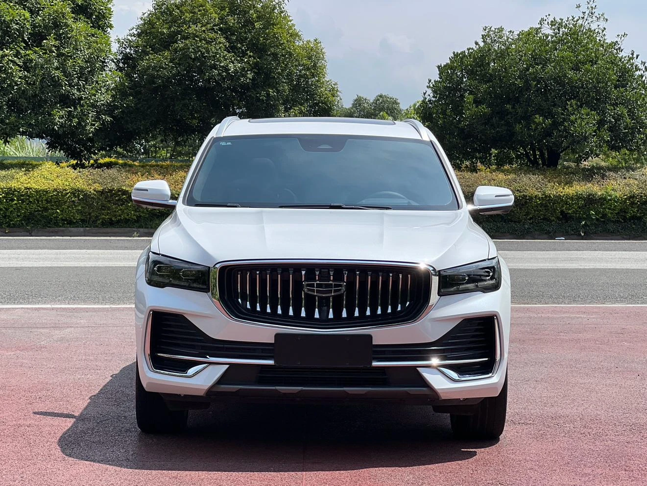 Geely Xingyue L 2.0TD High Power Automatic 2WD Horizon Edition - exterior