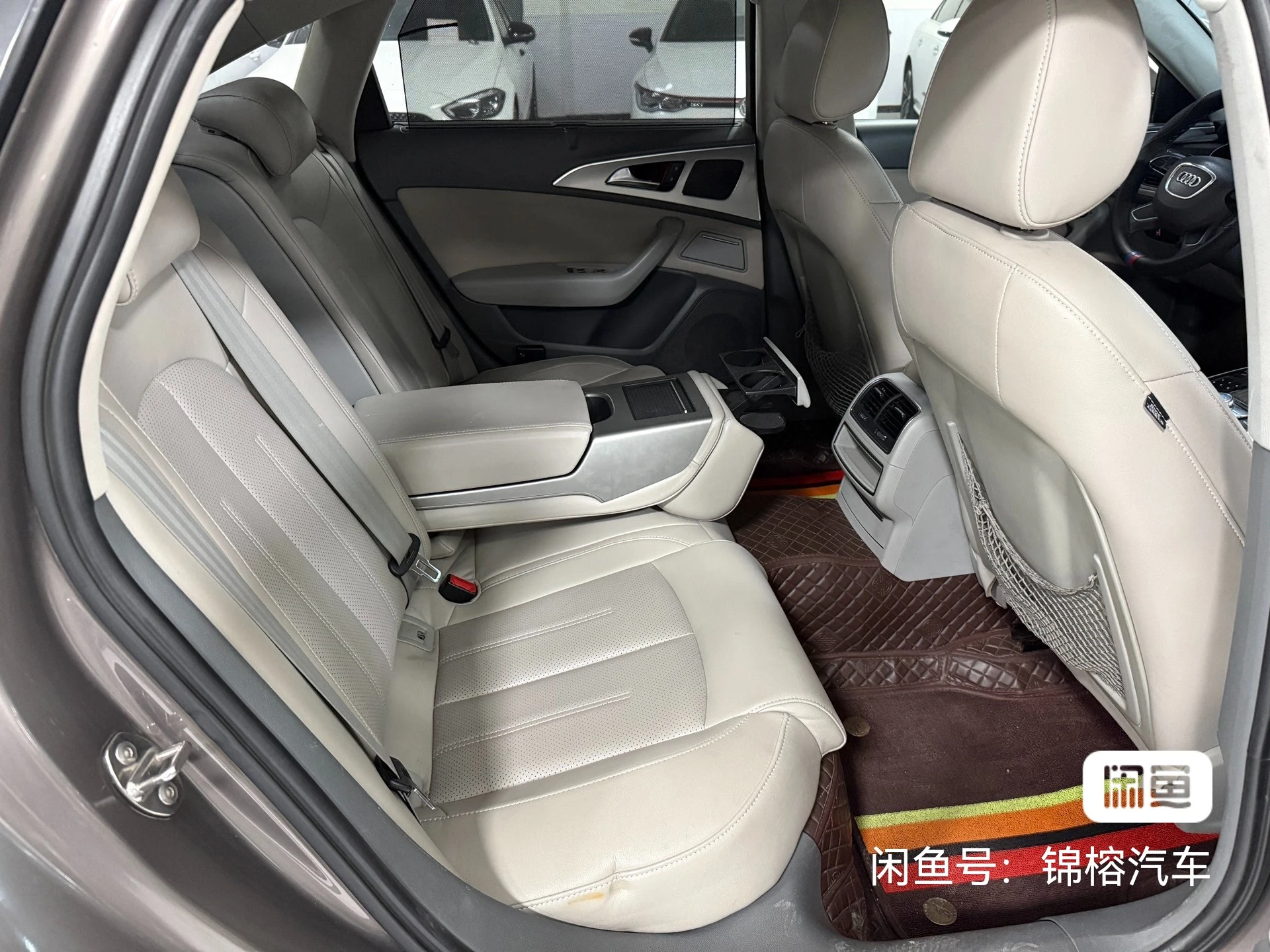 Audi A6L  - interior