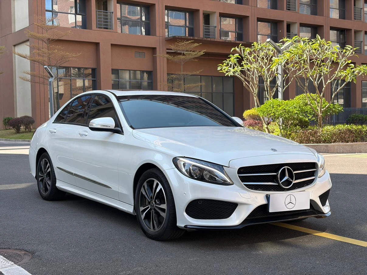 Mercedes-Benz C 200 Sport - exterior