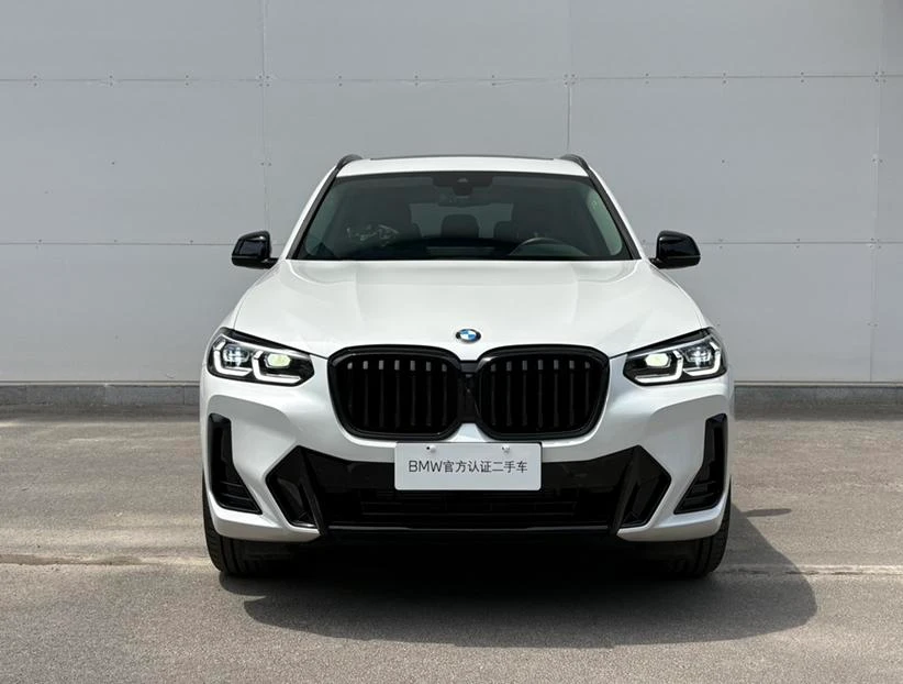 BMW X3 xDrive30i Leading M Sport Night Package - exterior