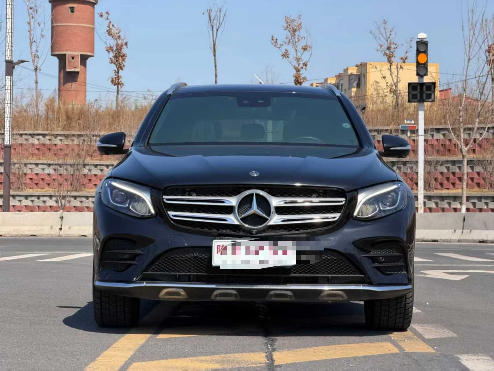Mercedes-Benz GLC  260L 4MATIC - exterior