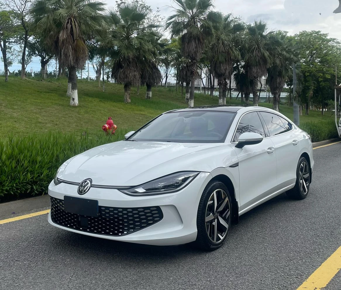 Volkswagen Lamando L 280TSI DSG Cool & Spicy Edition