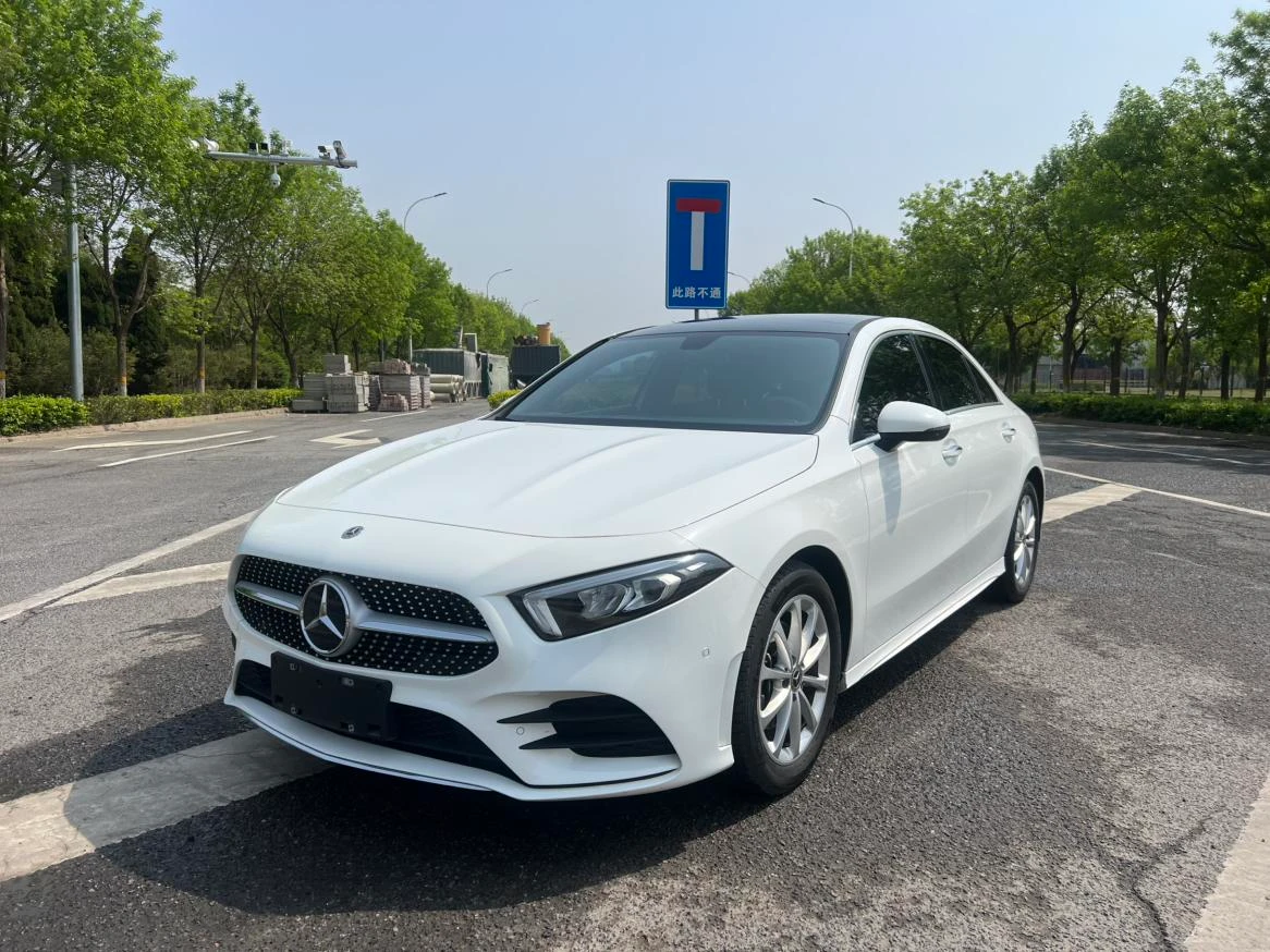 Mercedes-Benz A-class 200 L Sport Sedan