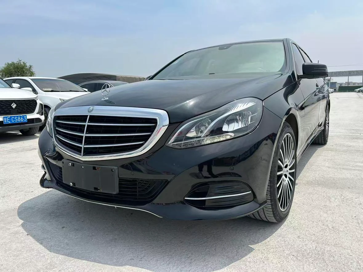 Mercedes-Benz E200 L