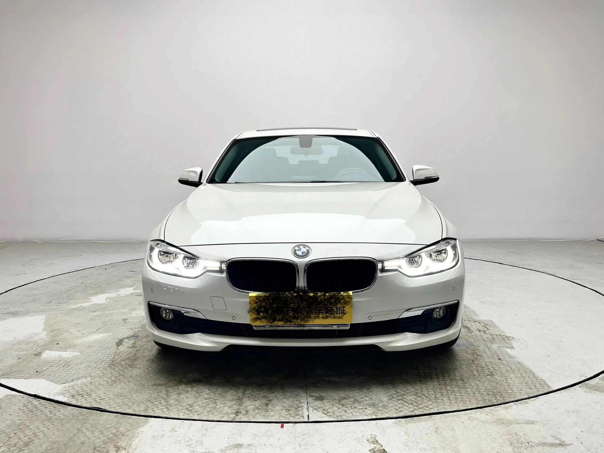 BMW 320Li  - exterior