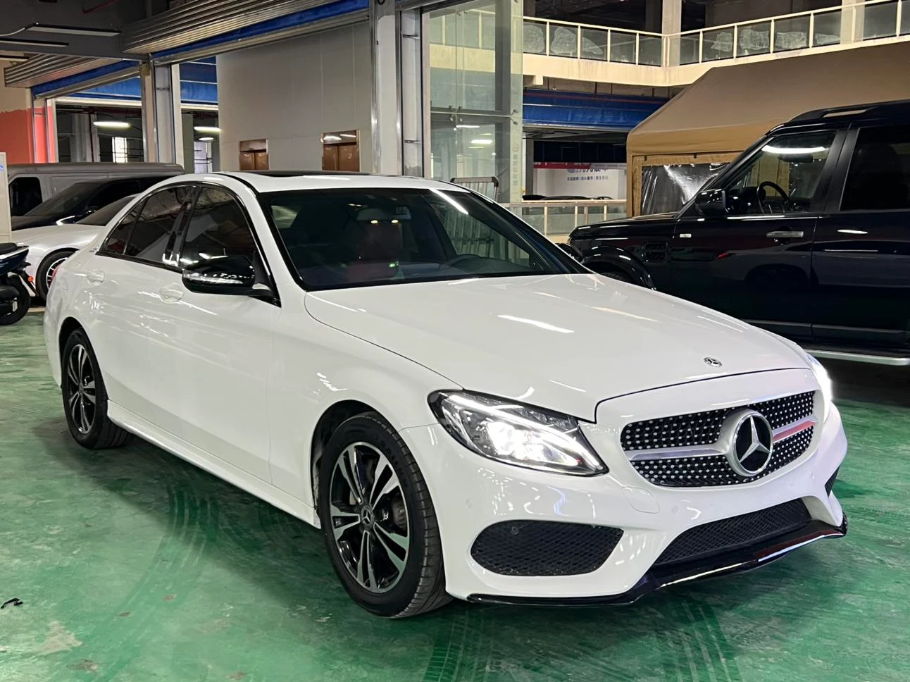 Mercedes-Benz C 200 Sport - exterior