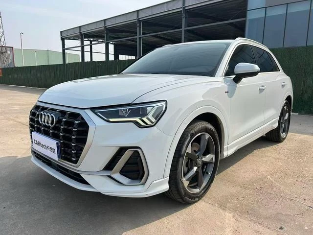 Audi Q3L 35 TFSI Fashion Dynamic Trim