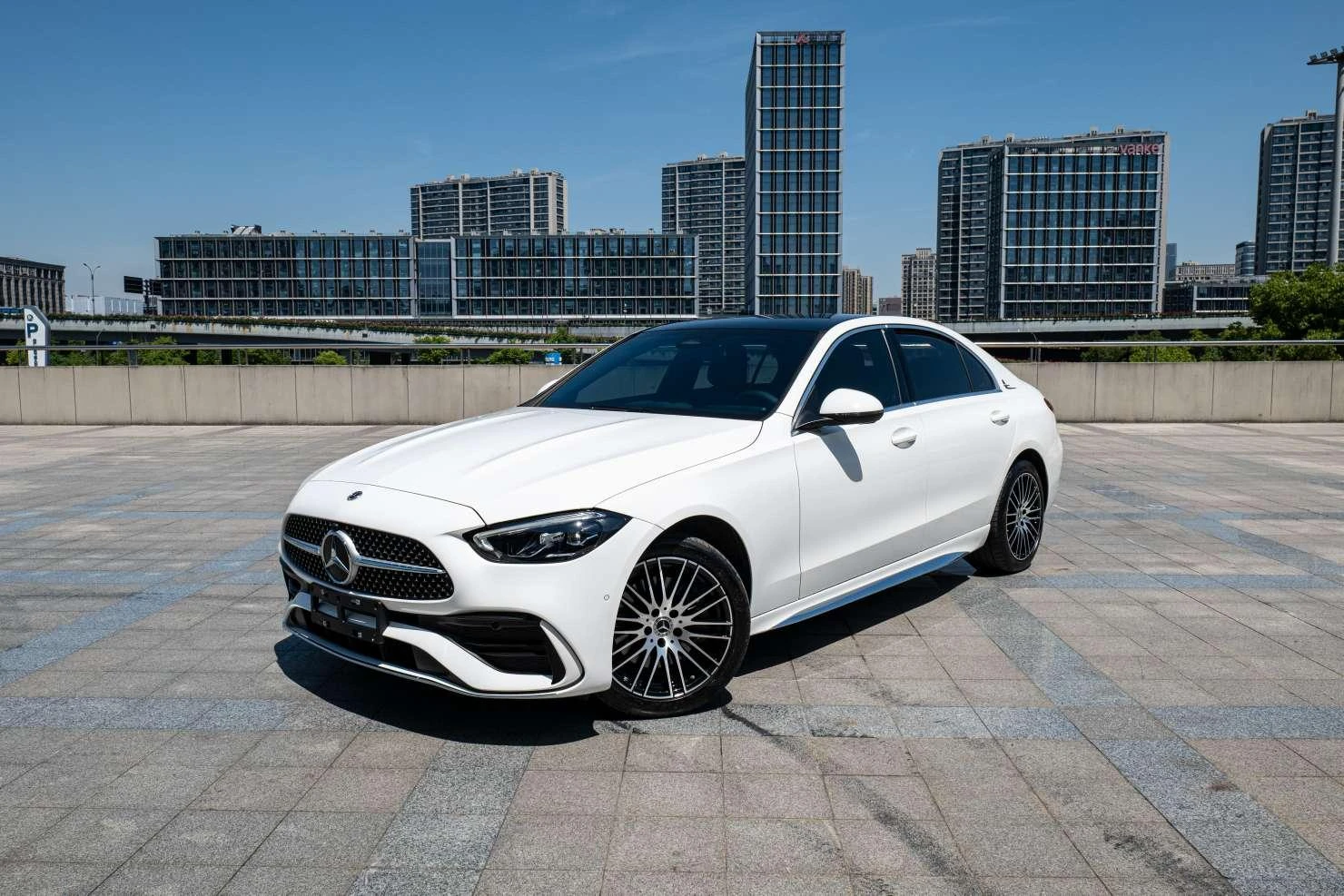 Mercedes-Benz C-Class C260 L Sport Edition - exterior