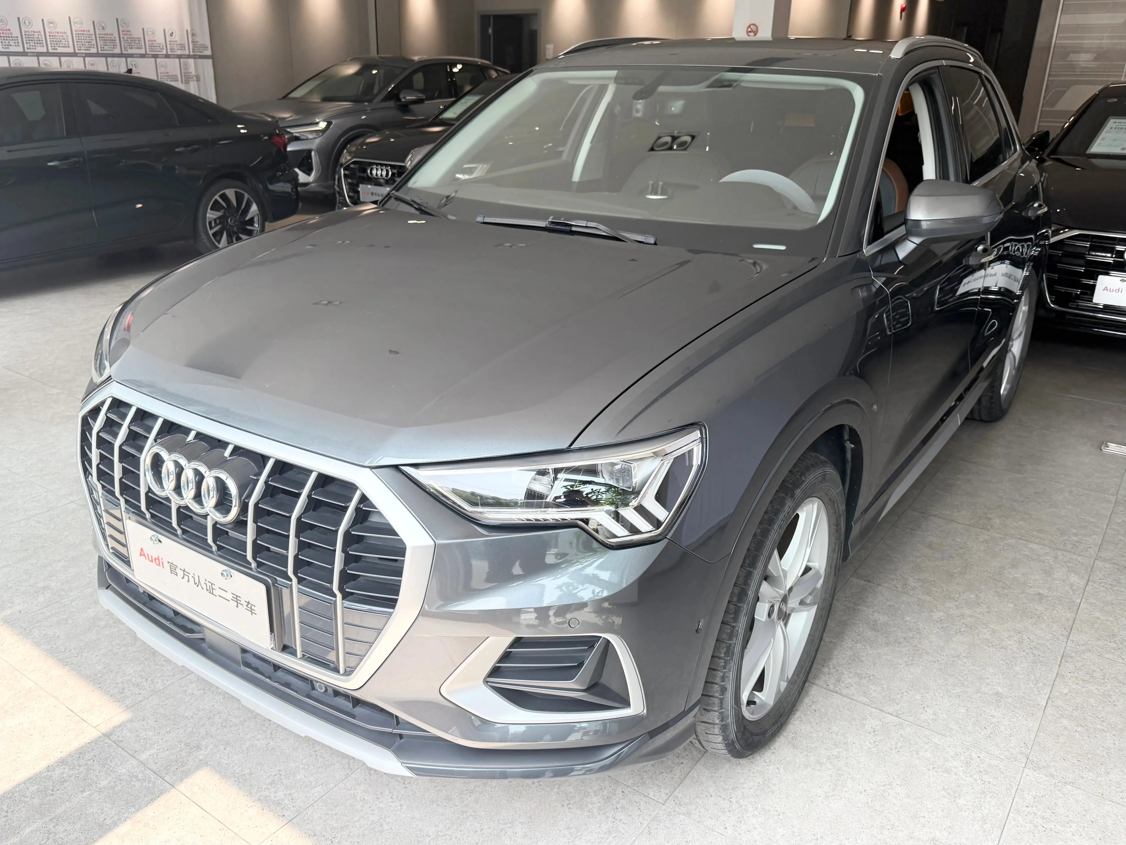 Audi Q3L 35 TFSI Fashion Elegant Trim