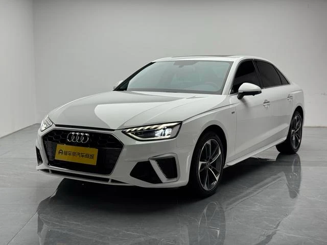 Audi A4L 40 TFSI Fashion Elegant