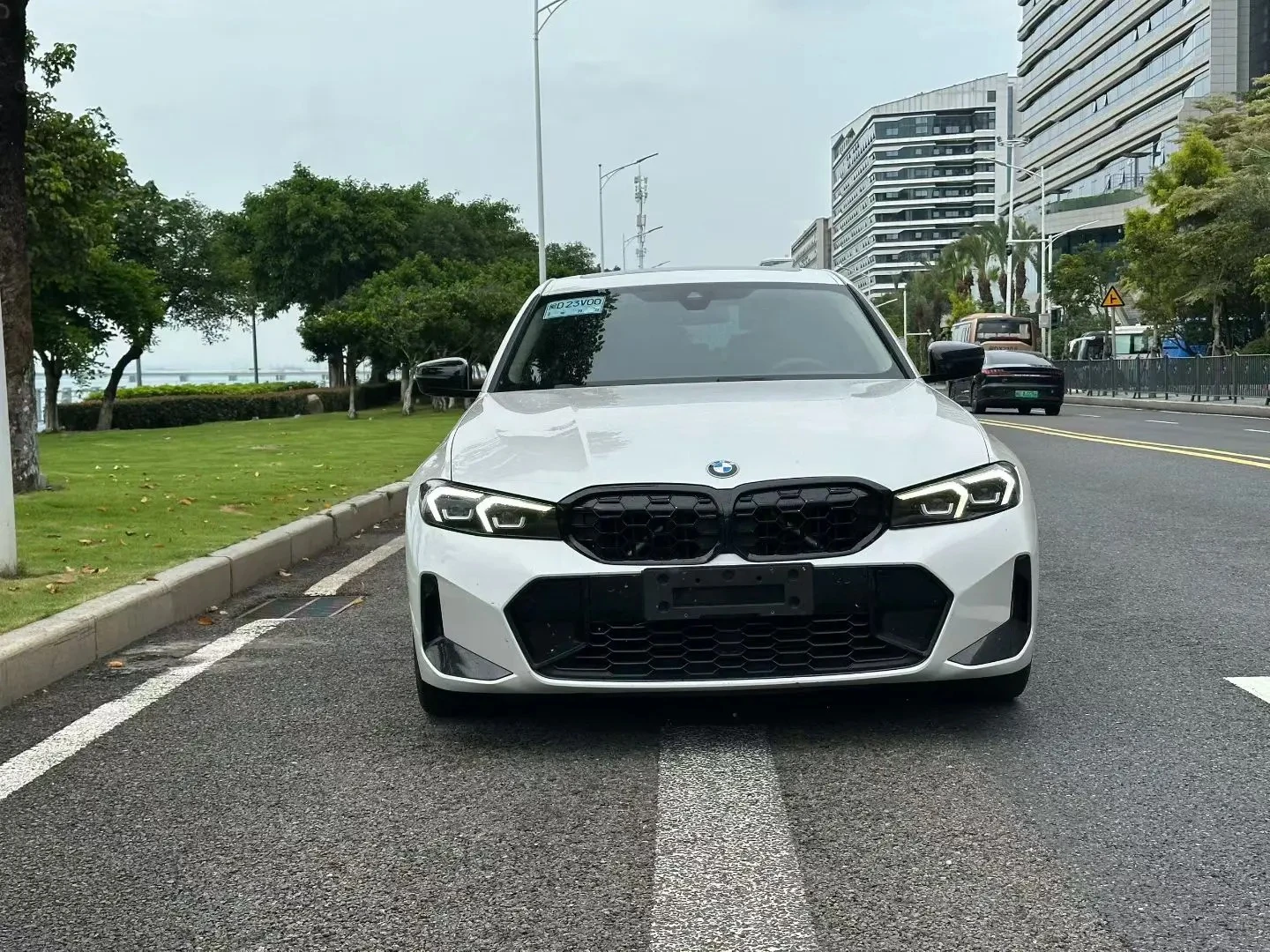BMW 3 Series 325Li M Sport Package - exterior