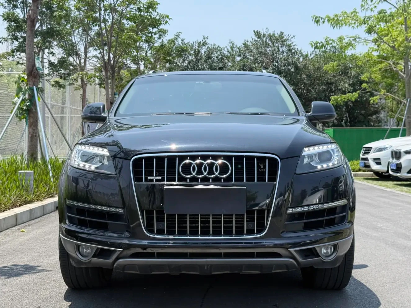 Audi Q7 35 TFSI Progressive Trim - exterior