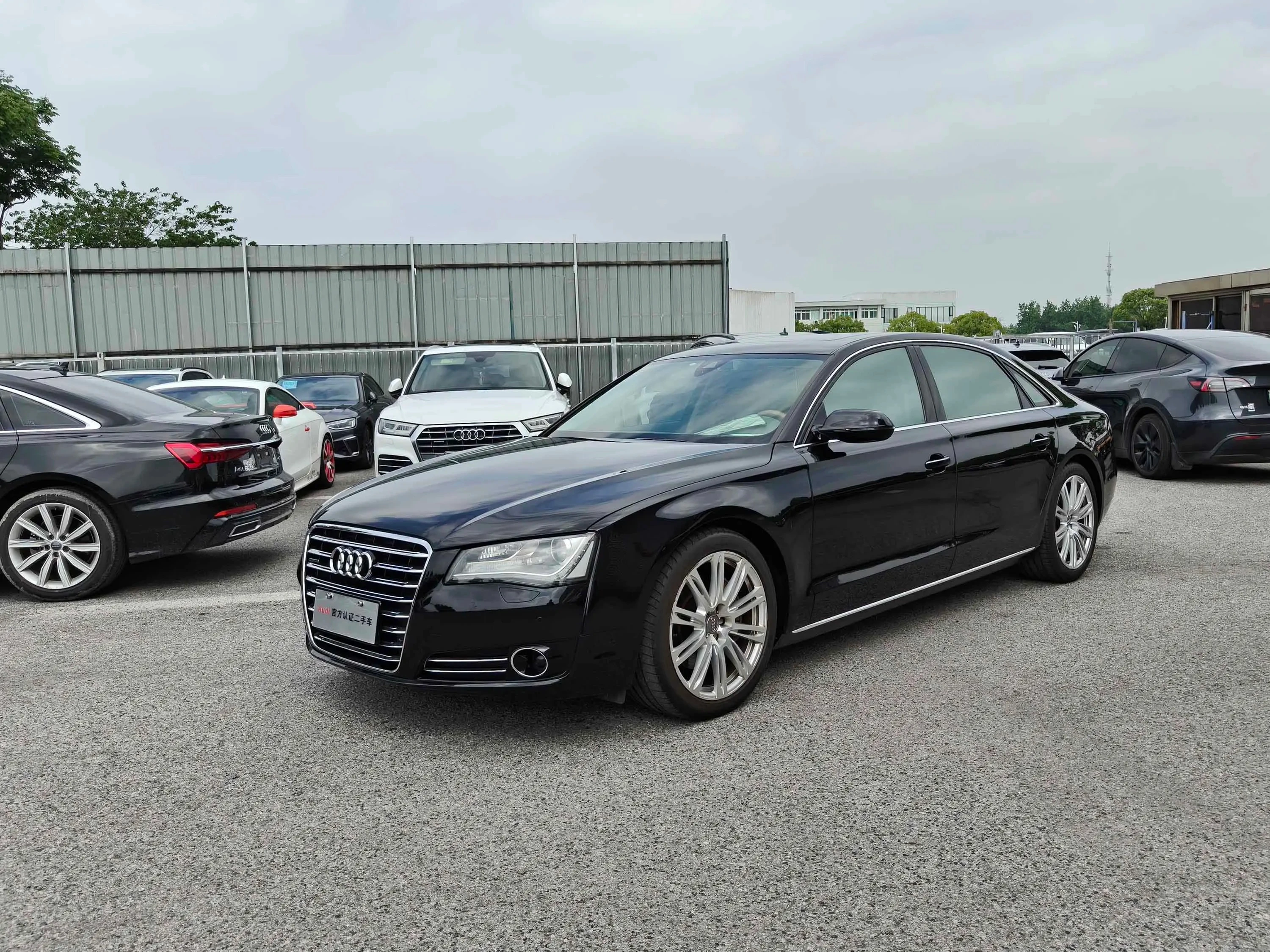 Audi A8L TFSI 