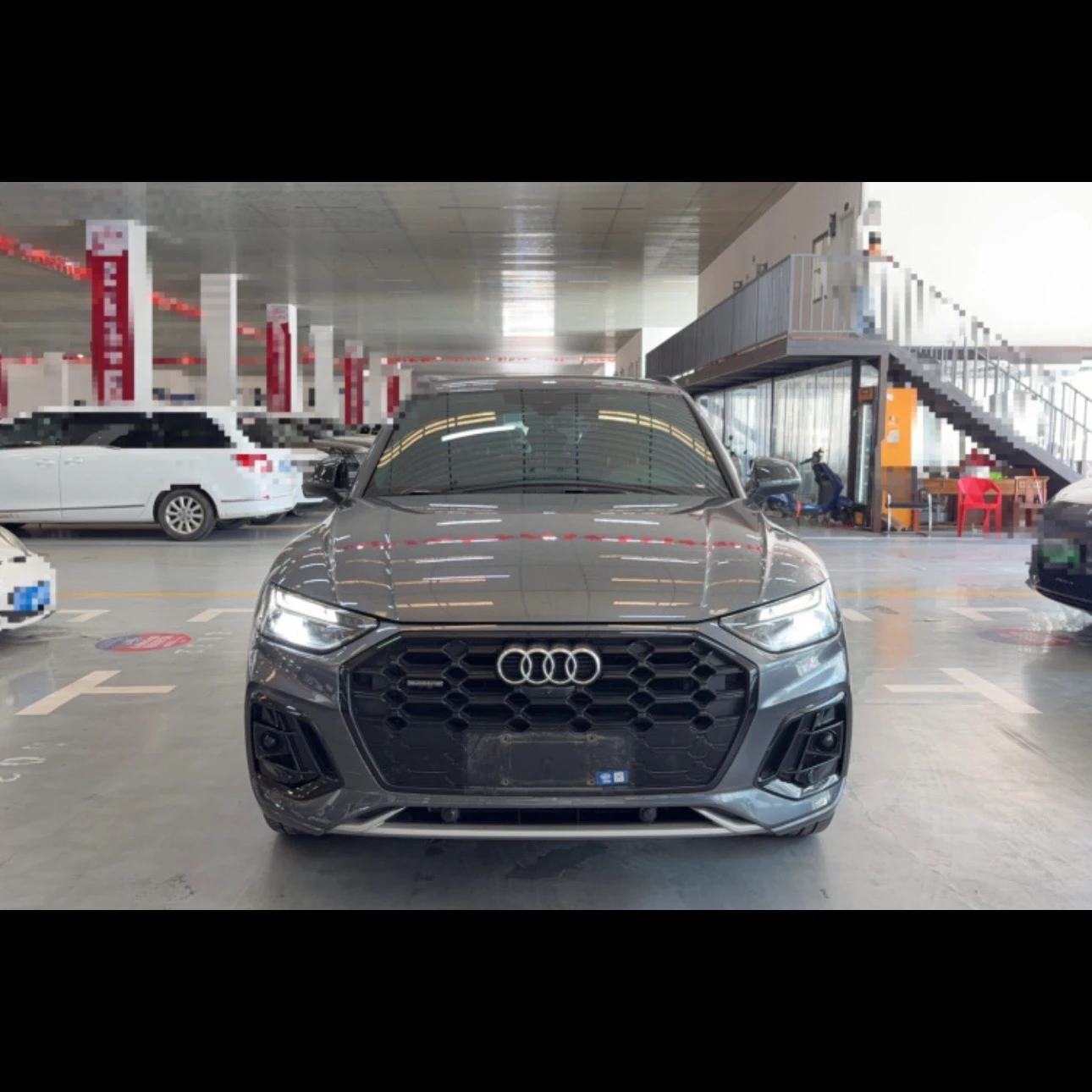 Audi Q5L Luxury Dynamic 45 - exterior