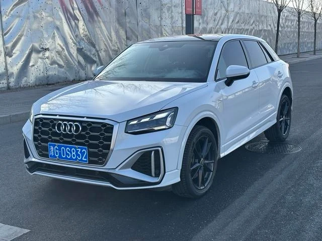 Audi Q2L 35TFSI Progressive Elegance