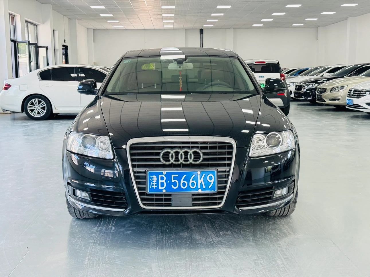 Audi A6L 2.4L (Technic Trim) - exterior