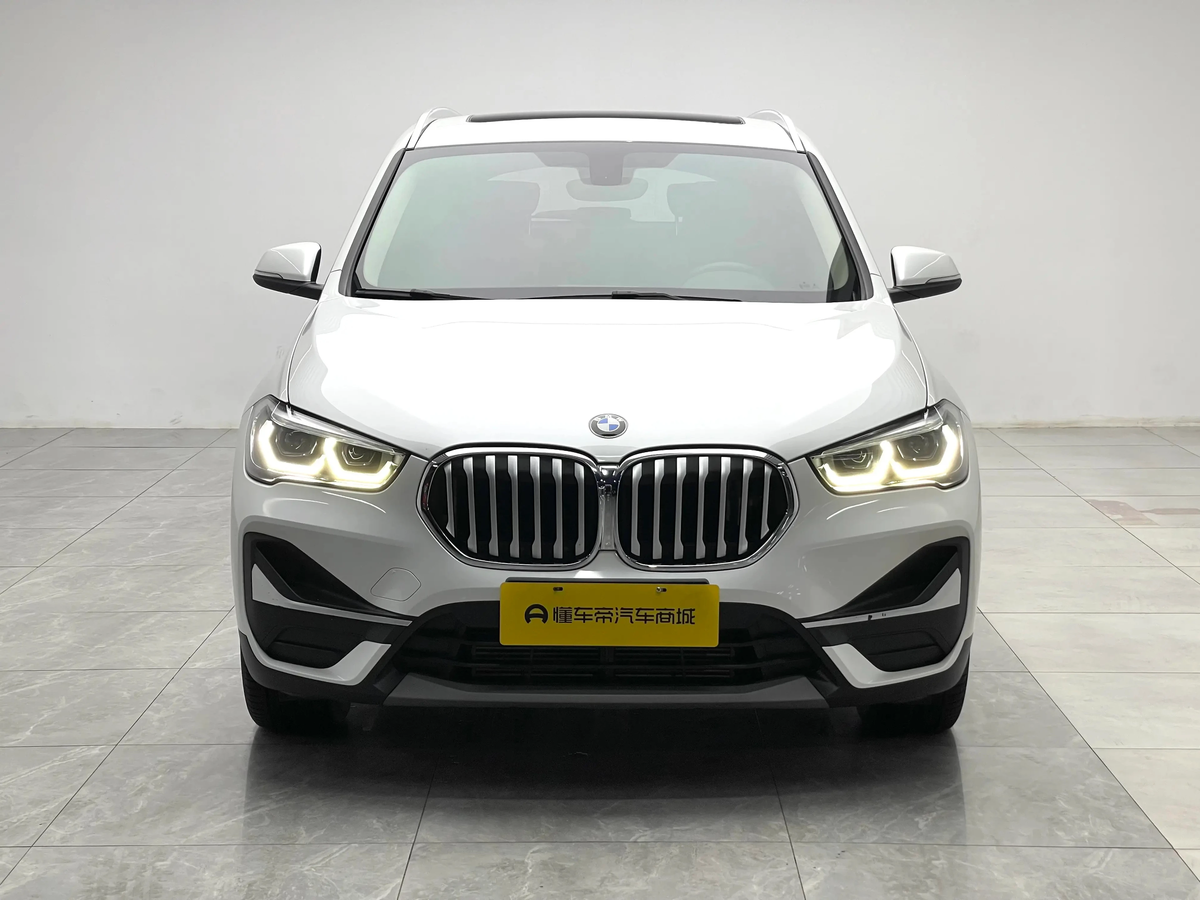 BMW X1 xDrive 20Li Fashion - exterior