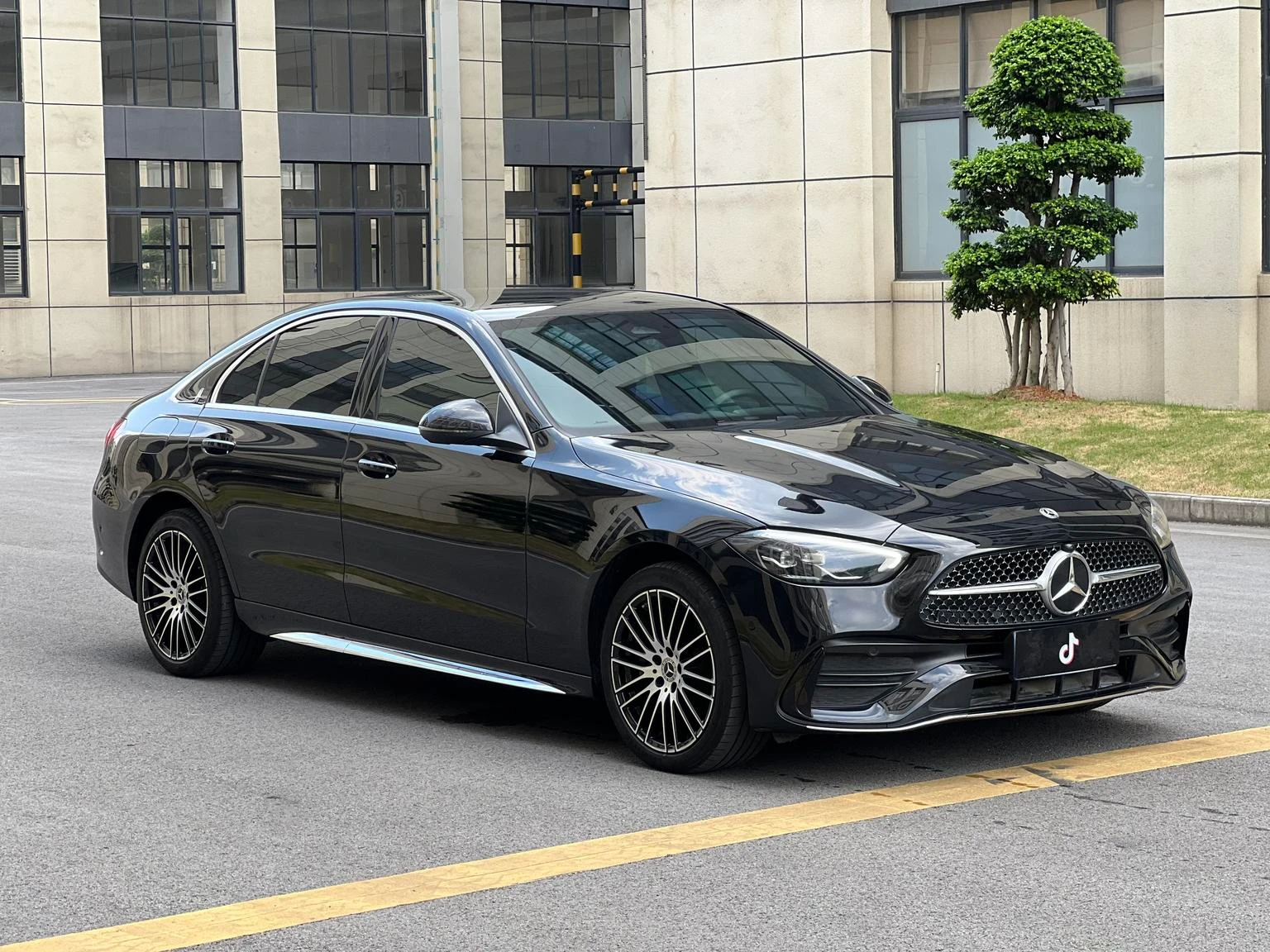 Mercedes-Benz C-Class C 260 L Sport Edition