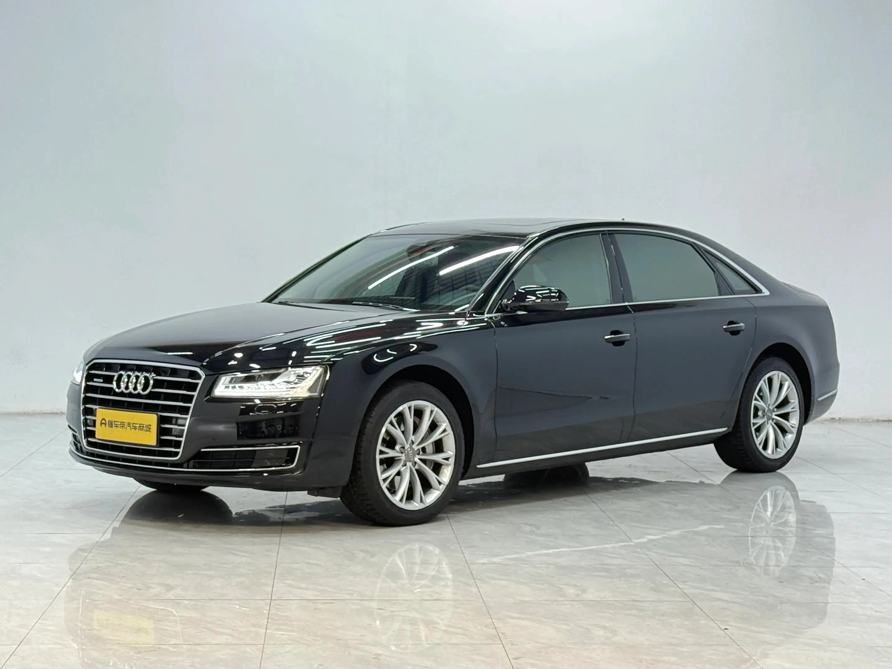 Audi A8L 45 TFSI 
