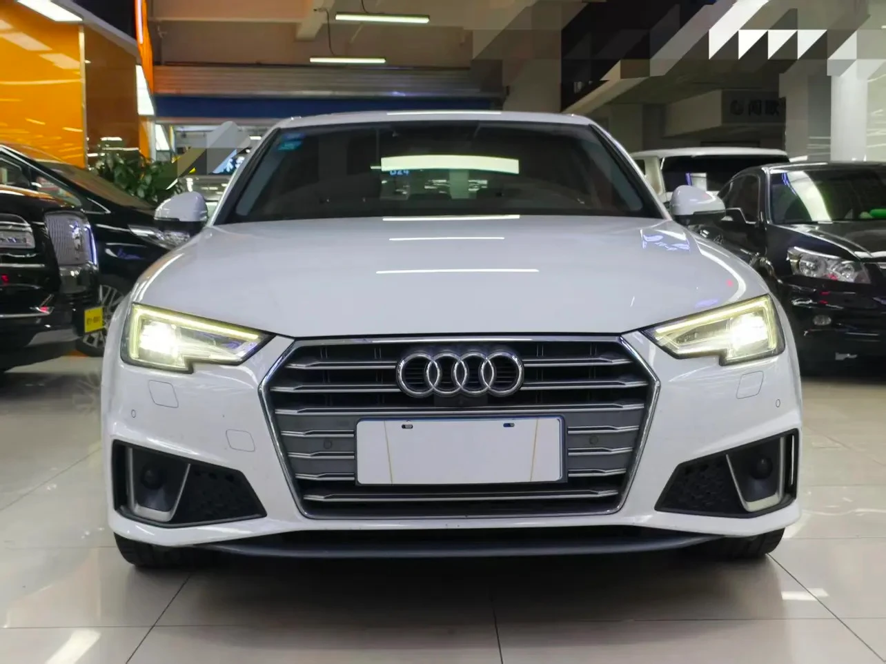Audi A4L 40 TFSI Fashion - exterior