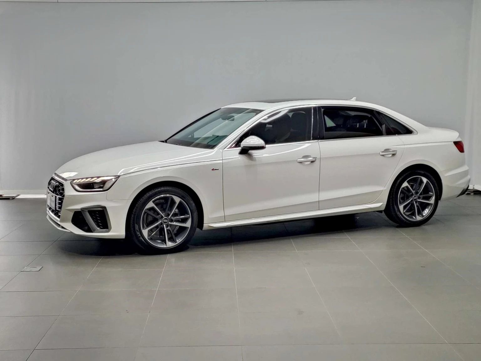 Audi A4L 40 TFSI Style Sport