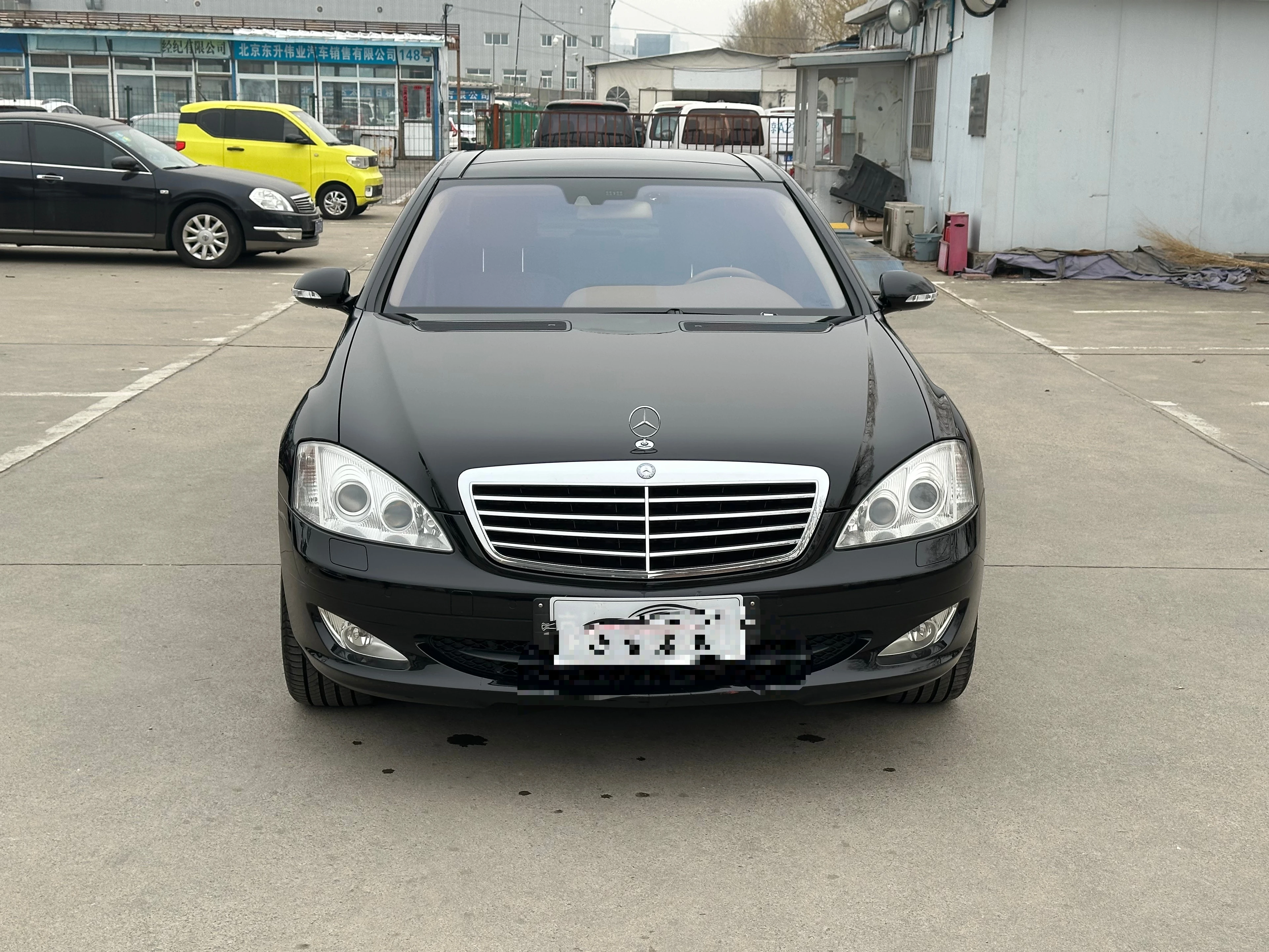 Mercedes-Benz S350L  - exterior