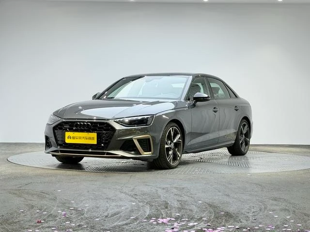 Audi A4L 40 TFSI Fuel Speed Package