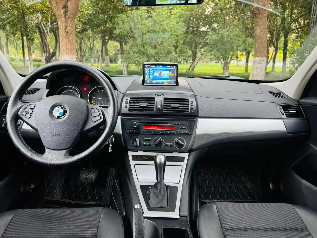 BMW X3  xDrive25i  - exterior