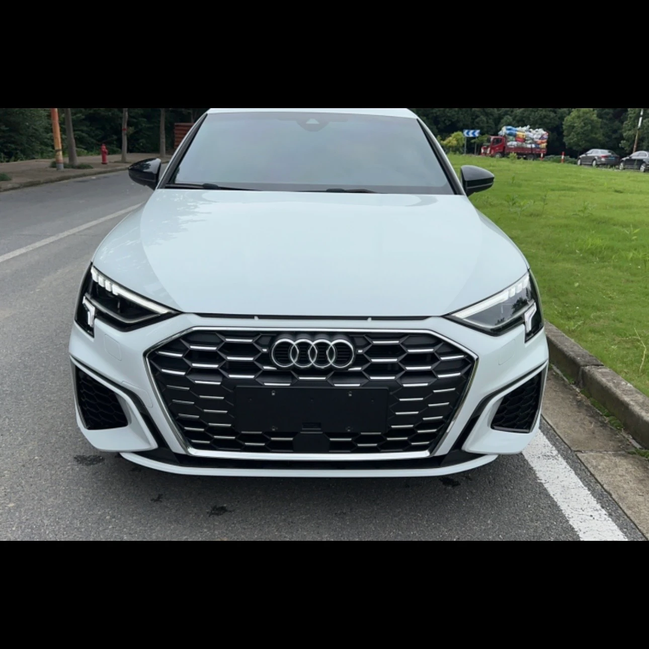 Audi A3L 35 TFSI Sport - exterior