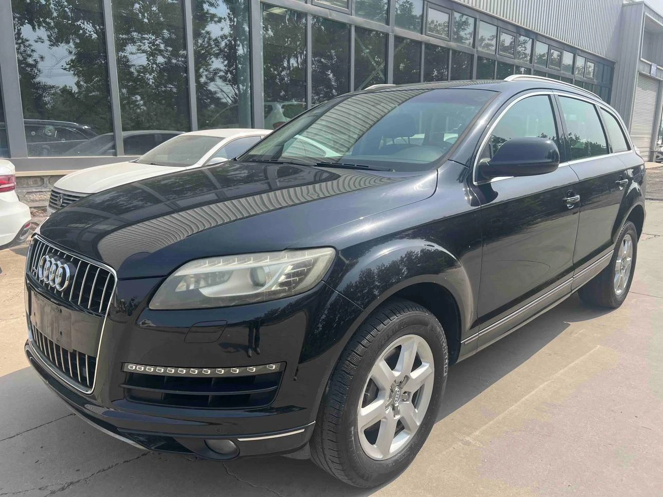 Audi Q7 3.0 TFSI (Technik Trim / 200kW)