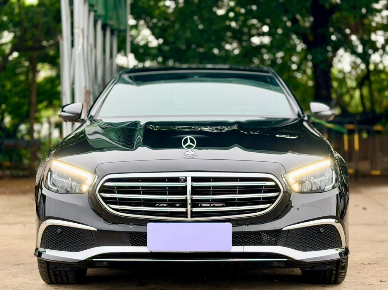 Mercedes-Benz E-Class E300 L Fashion