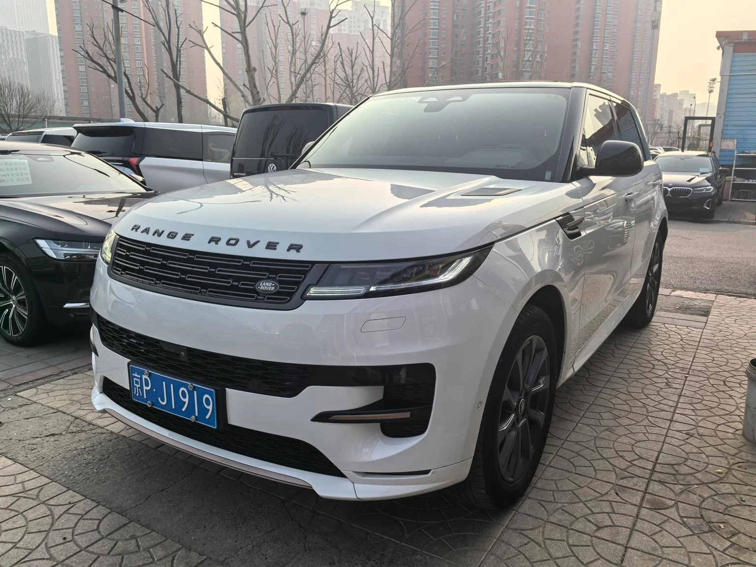 Land Rover Range Rover Sport 400PS DYNAMIC SE