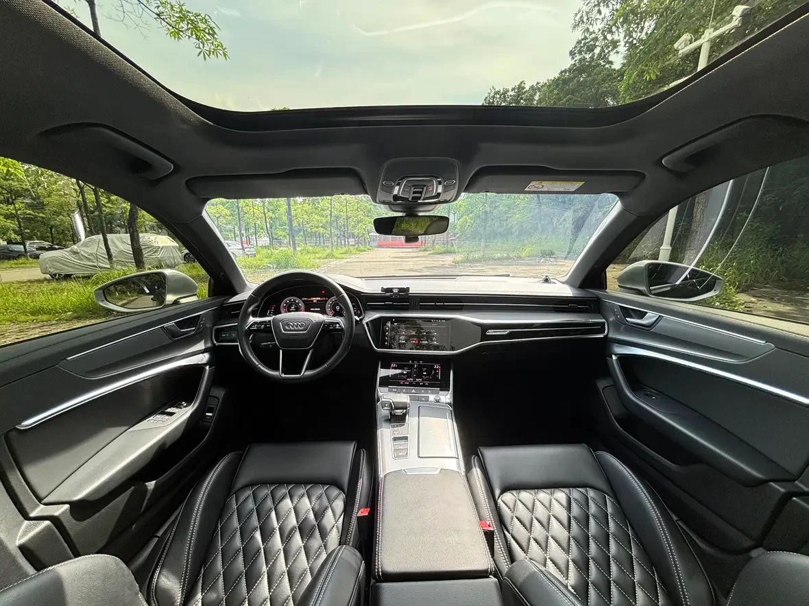 Audi A6L 40TFSI  - interior