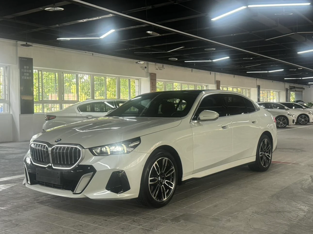 BMW 5 Series 525Li M Sport Package