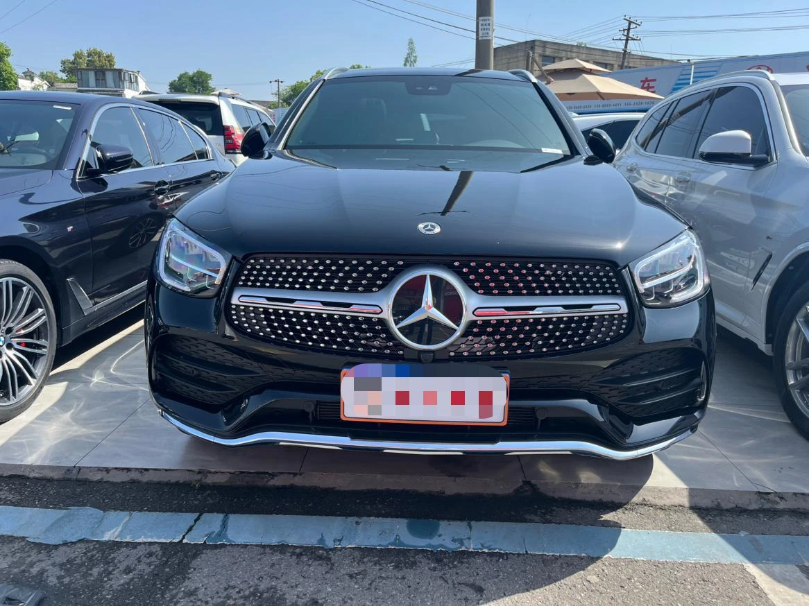 Mercedes-Benz GLC-Class GLC300 L 4MATIC Dynamic Edition - exterior