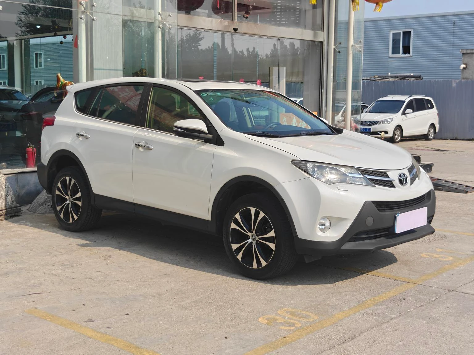 Toyota RAV4 4WD - exterior