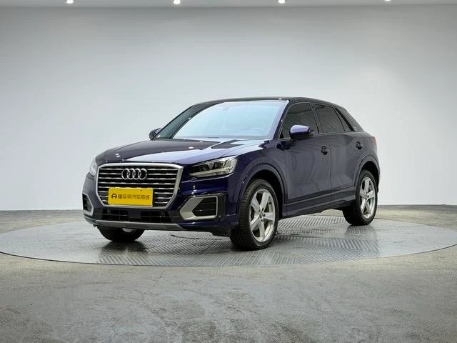 Audi Q2L 35TFSI Fashion Elegant Trim