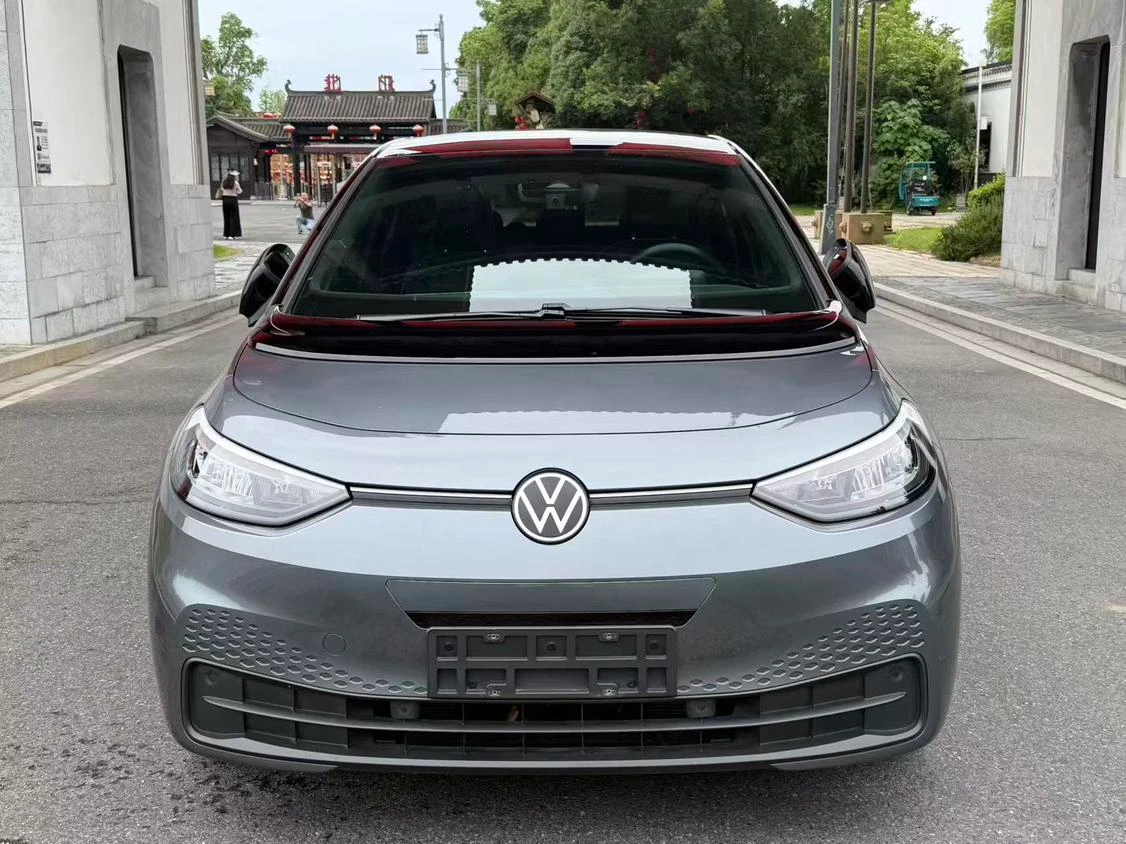 Volkswagen ID.3 Pure Smart Edition - exterior