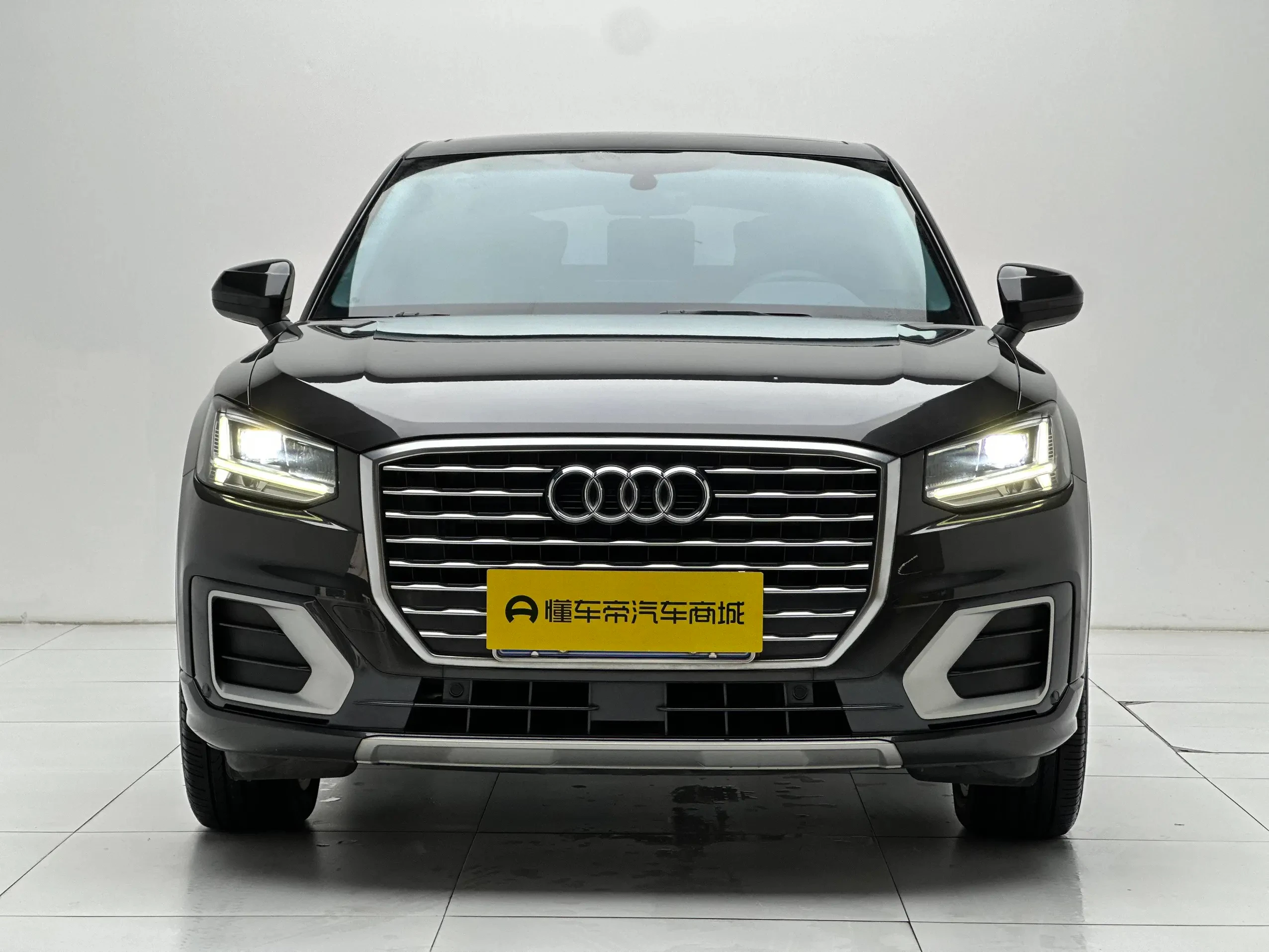 Audi Q2L 35TFSI Fashion Elegant Trim - exterior