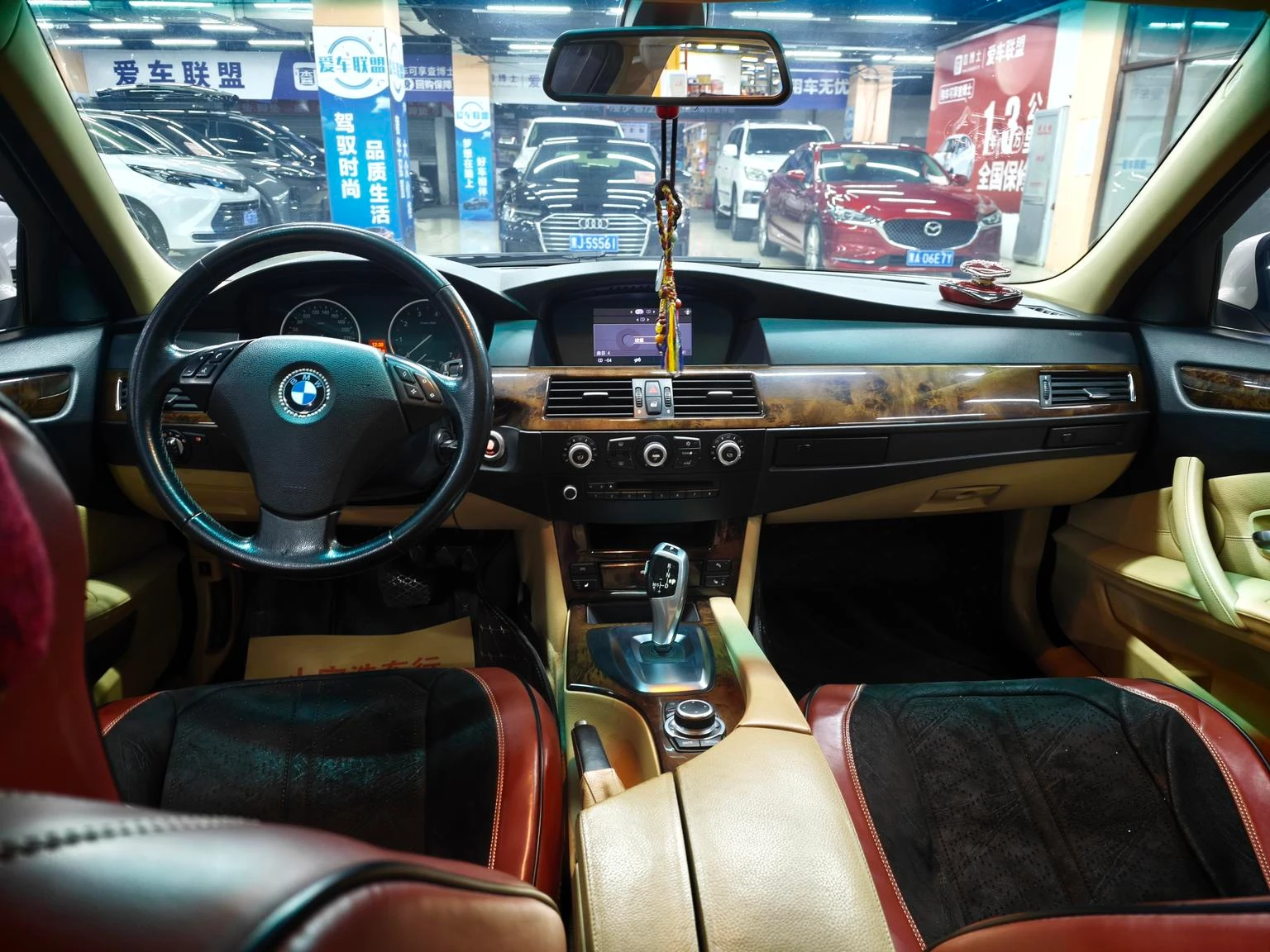 BMW 5 Series  523Li  - interior